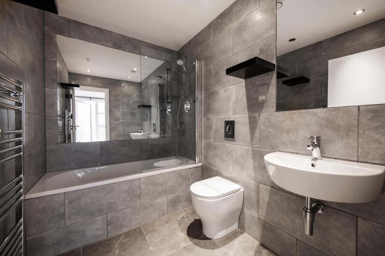 Appartamento 2 Bed Flat In Clapham Common Londra Esterno foto